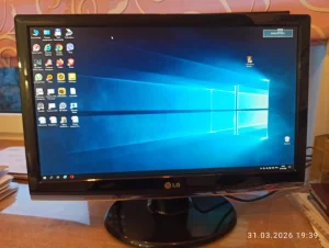 Монитор LG