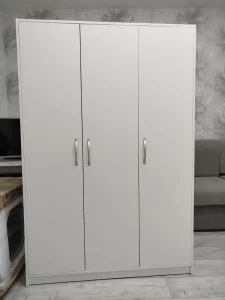 Шкаф