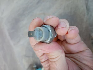 Датчик давления масла КАМАЗ, ГАЗ, ЗИЛ, УРАЛ, МТЗ новый