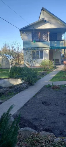 Дача с выходом в лес