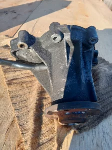 Помпа рабочая не течет к Mercedes Sprinter, 1997г. 2.3 дизель 601 двиг