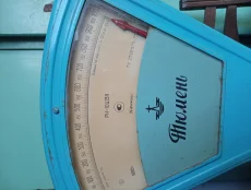 Весы торговые 10 кг с комплектом гирь в отличном состоянии