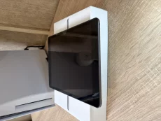 Планшет iPad 9