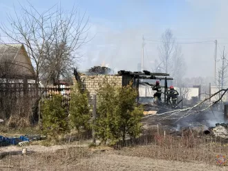 Пожар в Бобруйском районе: сгорели дома и постройки