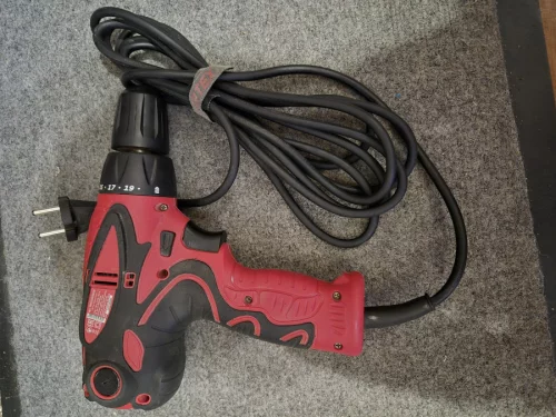 Дрель-шуруповёрт сетевая