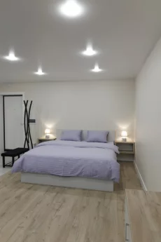 Студия премиум класса в центре в новом доме на сутки, часы