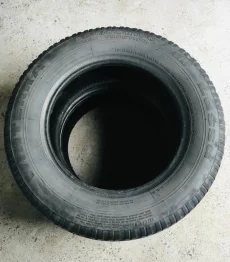 Покрышки грузолегковые 205/65/15с Lassa