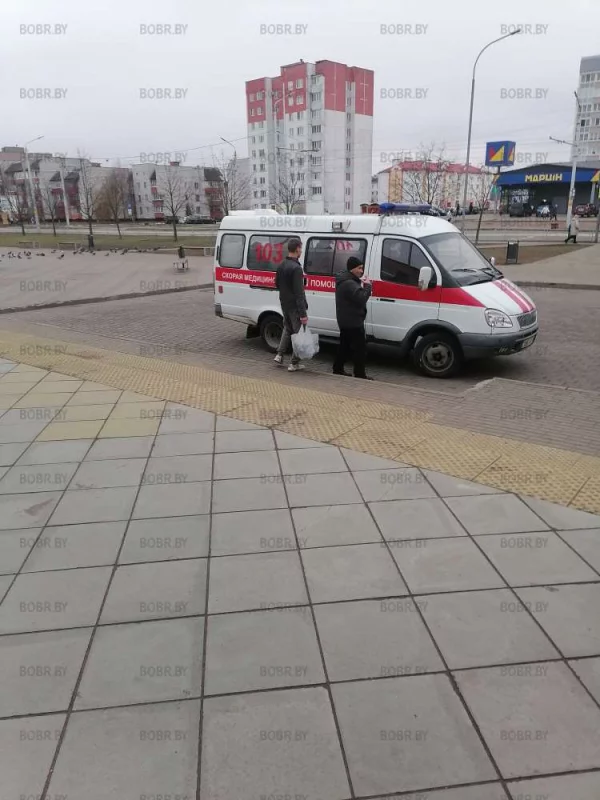 В ТЦ за покупками на скорой?