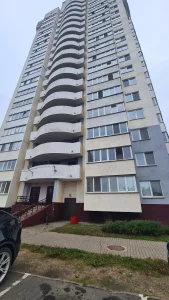 Евродвушку на пр-те Строителей д.18