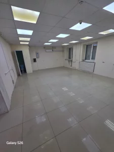 Помещение напротив рынка на Октябрьской, 165 (58, 8 кв. м.)