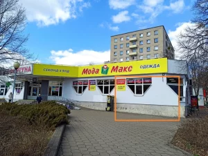 Площадка под фудтрак в проходном месте