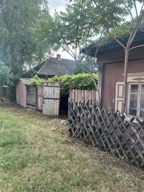 Дом-дача у реки Березина в д. Доманово (14 соток, 10 км от Бобруйска)