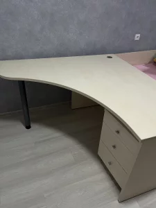 Стол письменный involux