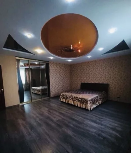 Коттедж с удобствами в центре пер. Транспортный