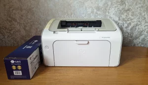 Лазерный принтер HP P1005