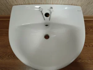 Умывальник Керамин