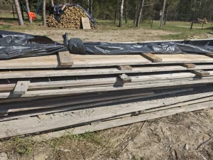Остатки строительства (доски)