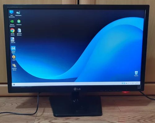 Монитор LG 23"