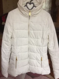 Красивая курточка -44 р-р