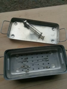 Бикс для стерилизации со шприцом  5мл