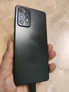 Телефон Самсунг А52