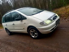 Форд гэлакси 1.9д