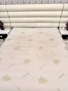 Продам двухспальную кровать