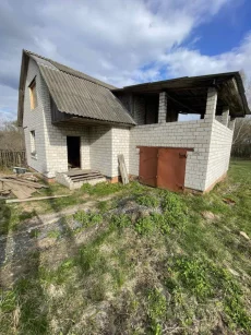 Дом(незаконченное строительство)
