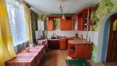 Двухэтажный дом (район санатория Ленина)