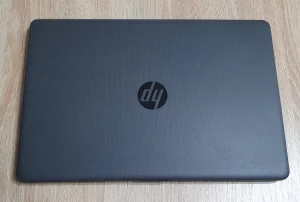 Ноутбук HP 250 G6 [2EV94ES]