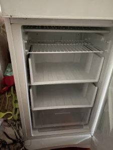 Холодильник Indesit 2х камерный б/у