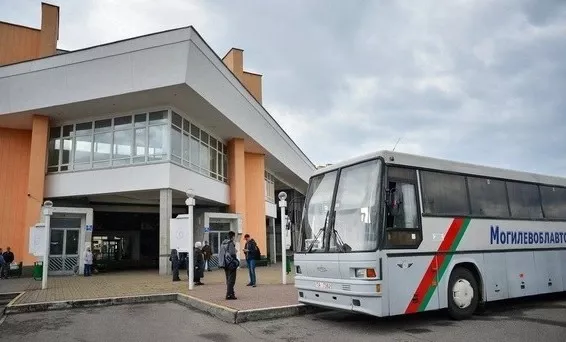 Расписание пригородных автобусов из Бобруйска изменится в связи с Радуницей