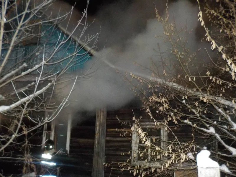 Бобруйчанин спас соседку на пожаре