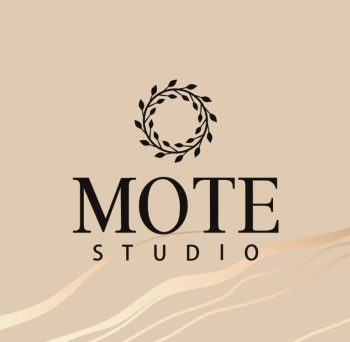 Медицинский работник на лазерную эпиляцию