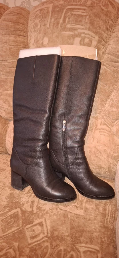 Сапоги женские.продам.обувь