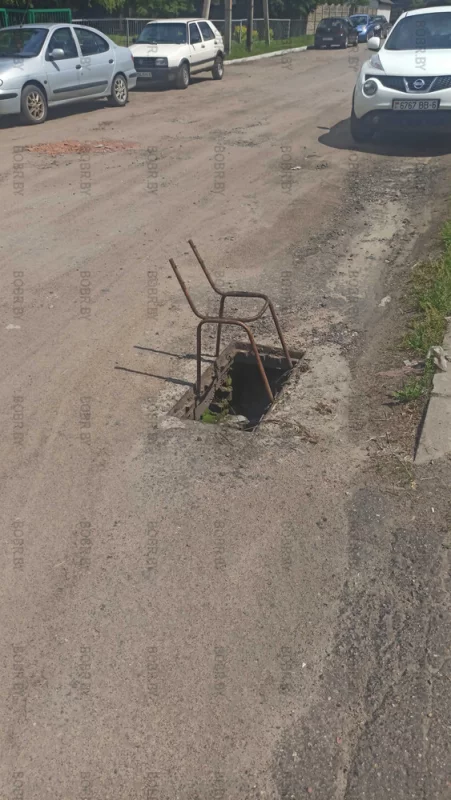 Не присаживайтесь,господа