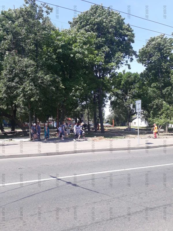 Конечная на Дзержинке, "стройка века"