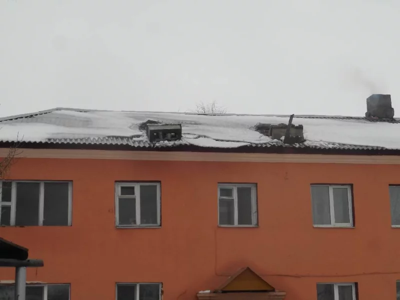 Произошло обрушение части дымохода