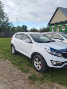 Автомобиль Kia Sportage |||