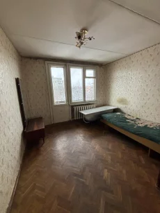 Трехкомнатную квартиру без ремонта