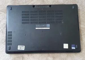 Ноутбук Dell E5570