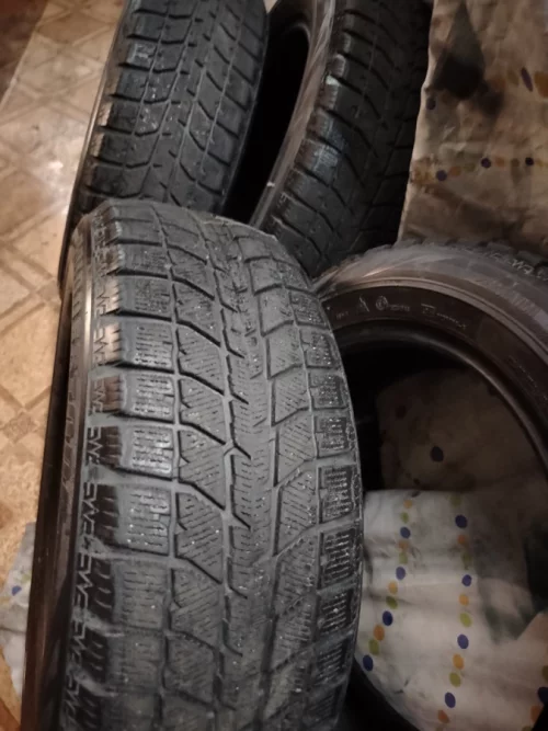 Шины bridgestone (4 шт) зима r15 185/60 за все 100р