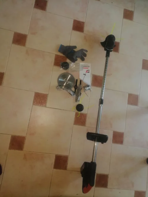 Тримиер садовый аккумуляторный