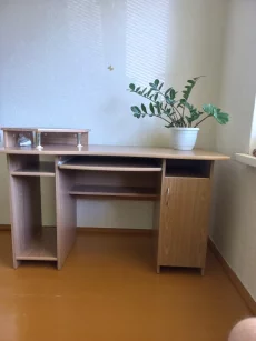 Стол компьютерный