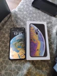 IPHONE XS (256 GB)