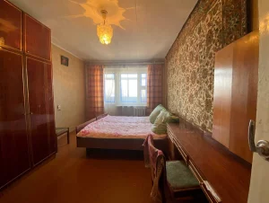 3-комн. квартира в кирп. доме с видом на гор. парк по ул. Энгельса