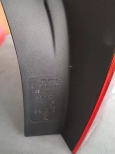 Задний правый фонарь