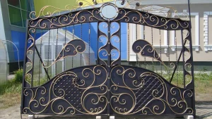 Навесы, козырьки, ворота, калитки, заборы, перила и многое другое