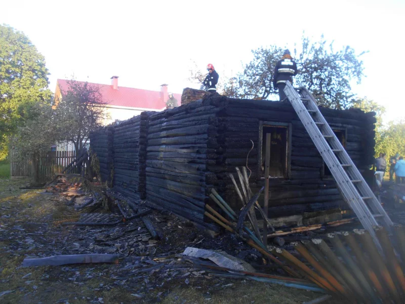 В деревне Стасевка Бобруйского района горел дачный дом