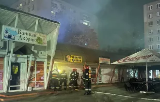 В Бобруйске ликвидировали пожар в торговом павильоне на улице 50 лет ВЛКСМ